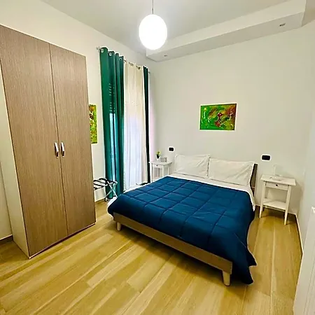 Iris 4*