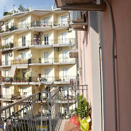 Iris Bed & Breakfast 4*